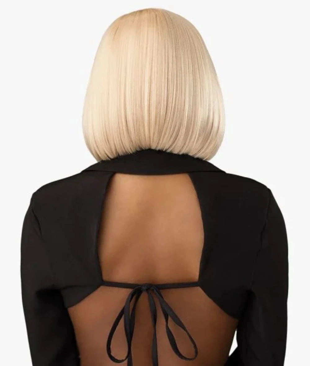 Sensationnel Chic Bob Bob Lace Wig- Unit 2 4 Sensationnel Chic Bob Bob Lace Wig- Unit 2 - Image 4